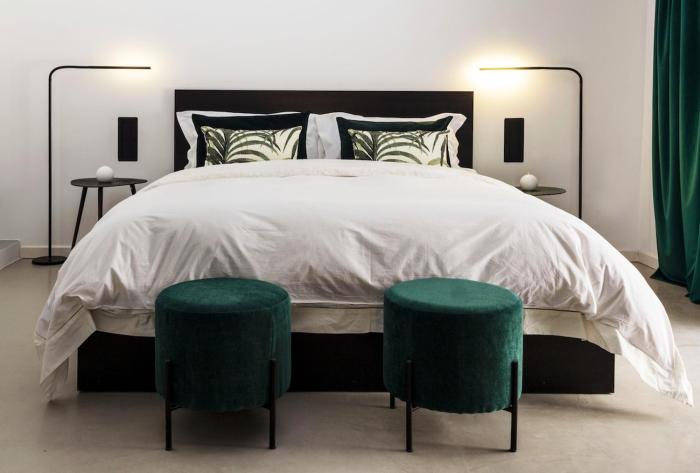 My Private Corner by My Temporary Home