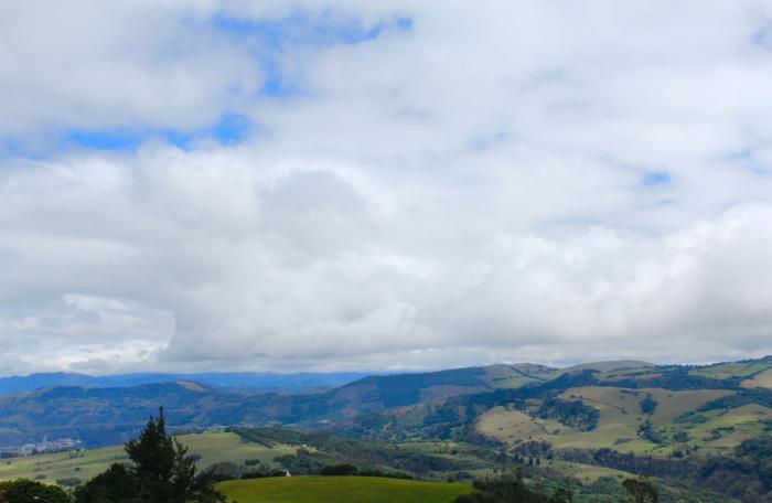LINDA CABAÑA HERMOSA VISTA NATURALEZa