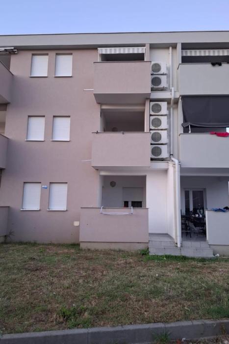 Apartments with parking space Novalja, Pag - 23951