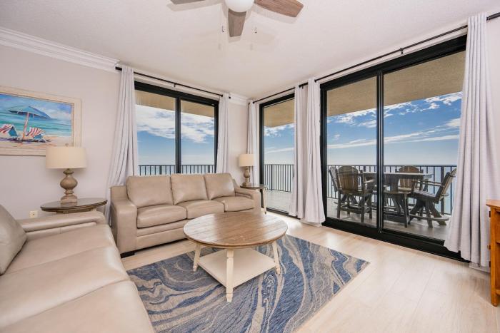 Phoenix X 1017 condo