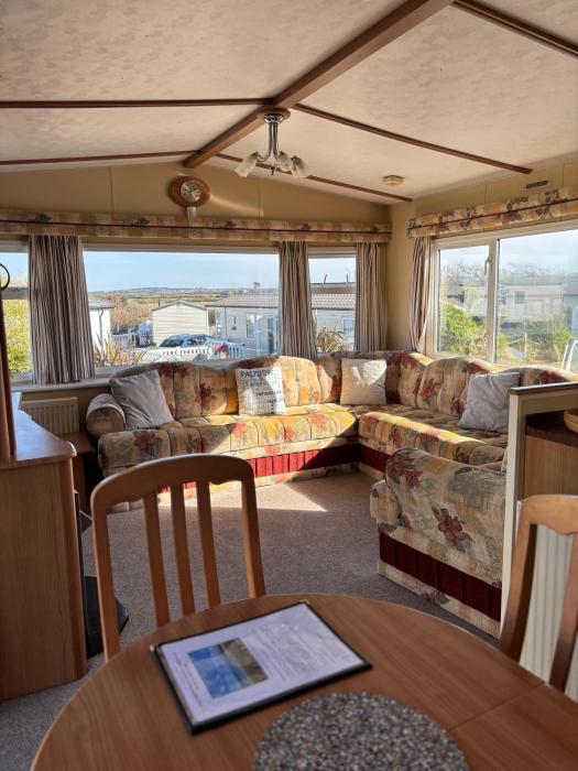 Seaside Escape 2-Bed Caravan at Seven Bays Park