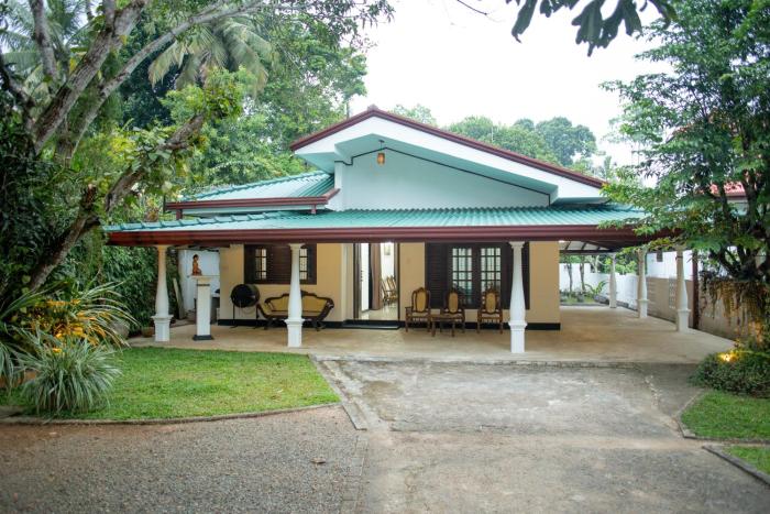 Anchorage Villa
