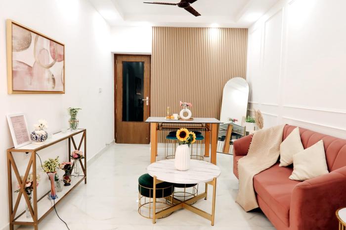 The Luxe Stays in Central Delhi