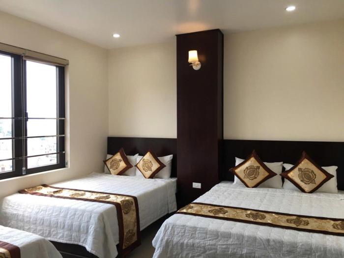 Hotel in central HaLong bay, very friendly, spotless, spacious and airy