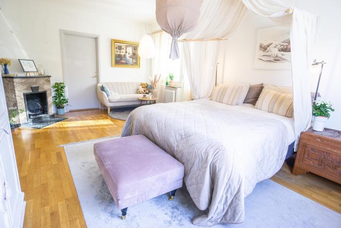 HaHa Familjesol Cozy 2 Bedroom Family Apartment with Private Kitchen Balcony and Free Parking