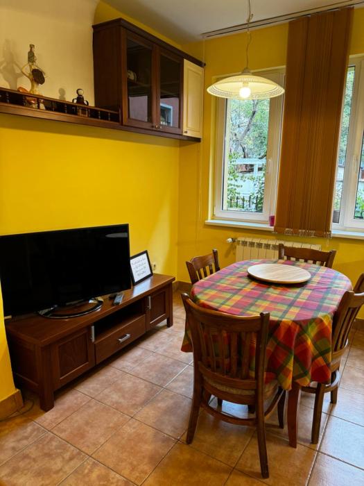 Oborishte Family Elegance with Garden View