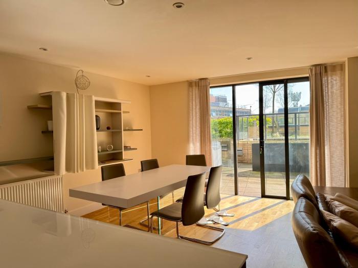 Luxury 3-BR near Tower Bridge Family & Business Ready