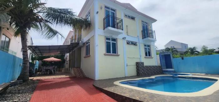 Charming villa in Flic en Flac with private pool