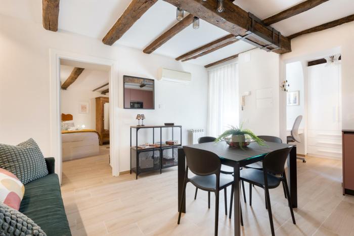 Rome As You Feel - Trastevere Nest with Secret Patio