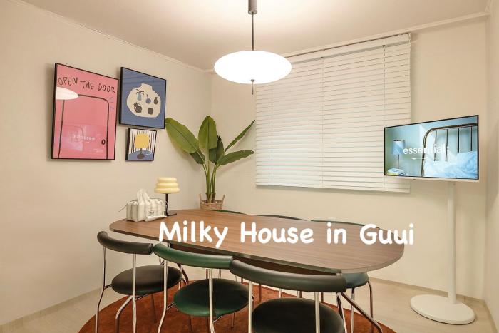 OPEN Special Price l Guui Station 5 minutes l 3 rooms l 4 beds l up to 8 people l Netflix l Sungsoo, Jamsil, Gangnam