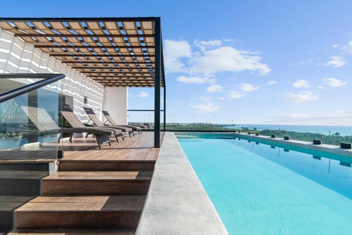 Suite Jungle Studio with Views Walk Everywhere