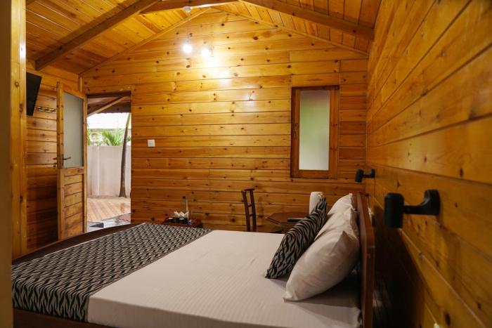 Blue Beach Hotel Trinco