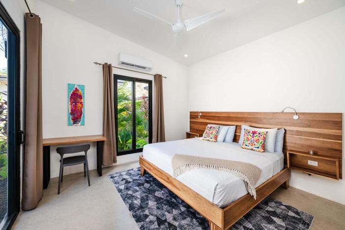 Villa Serenity 4 bedroom 1 min walk to the beach