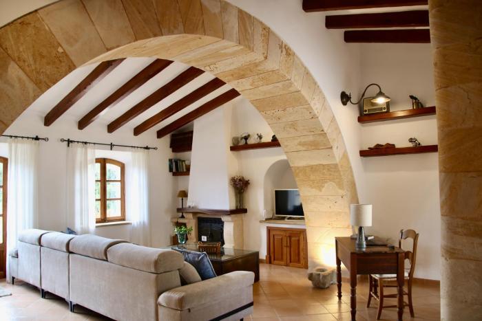 Es Molí den Mig, jacuzzi, piscina y barbacoa