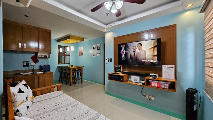 Spacious & Cozy 1-Bedroom Apartment, Sleeps 2-4