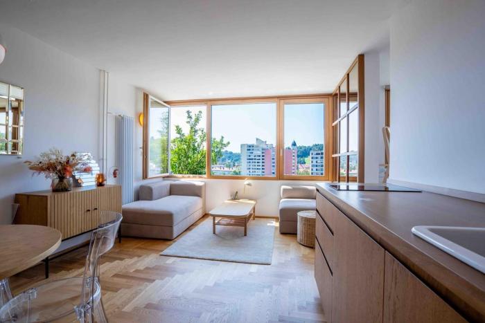 TJs Temple with Castle View