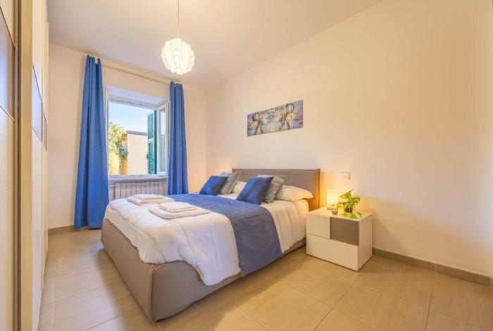 Zinola Beach - Deluxe Apartment - GrandMaison