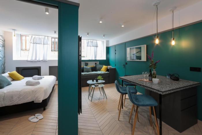 City Astoria An urban appartement