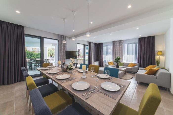 Luxury Villa close to the beach with pool ABEONA