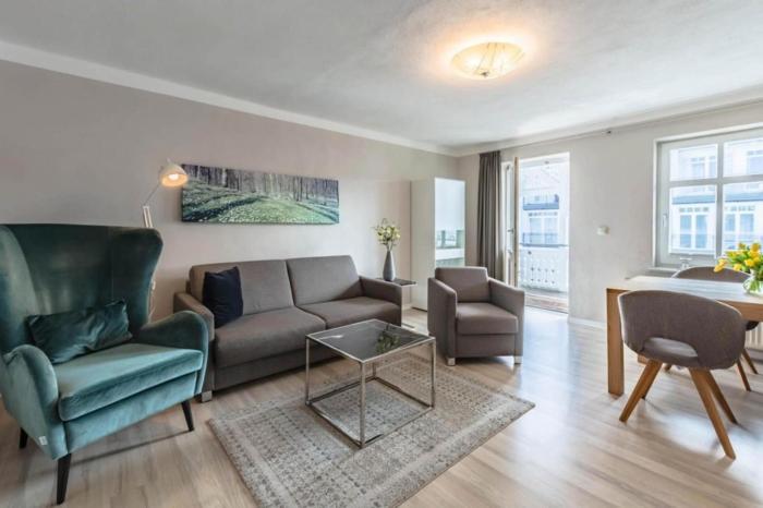 Villa Iduna Ferienwohnung No 7 - 2 OG mit Balkon nach Osten