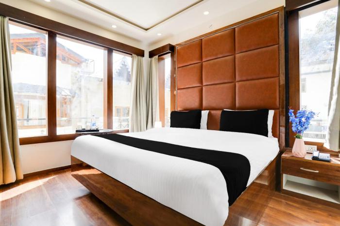 Super Collection O Mall Road Nainital