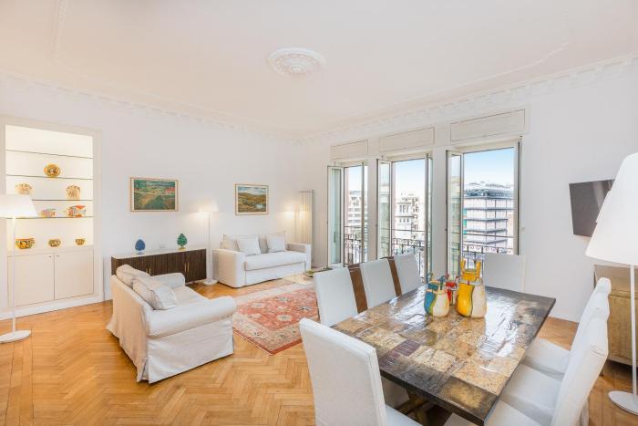 Amazing Piazza Fiume