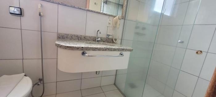 Golden Dolphin Grand Hotel 410 - Suíte - 3 hospedes e 1 criança até 5 anos - Caldas Novas - Goiás