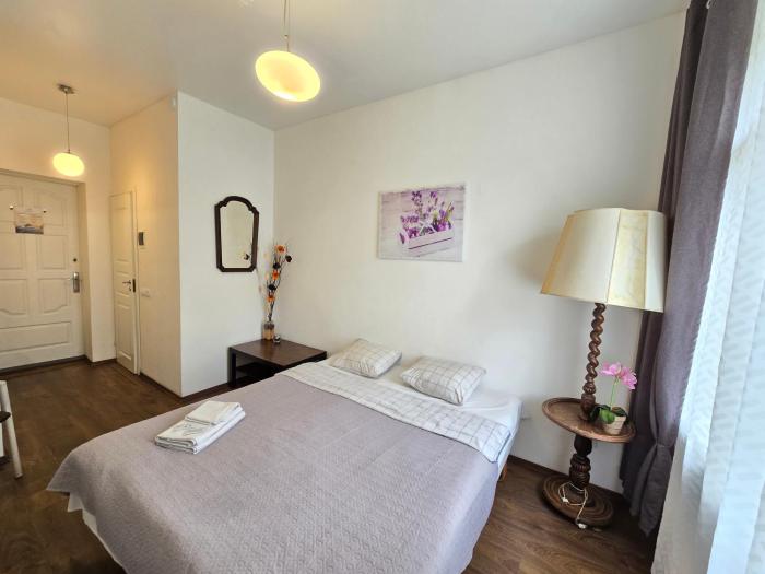 S8 Small studio apartment