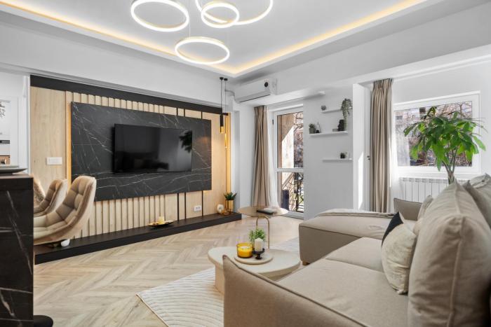 Hi-Lux Parliament Apartment with Amazing View