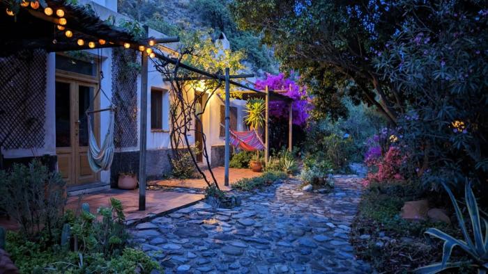 Cortijo Jamaica - Off Grid Paradise - Costa Tropical