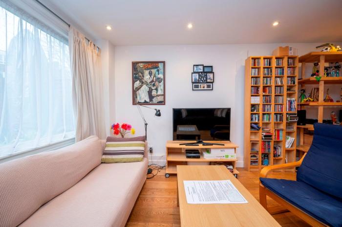 Spacious 2BR w Free Parking Patio Near Tube - Pass the Keys