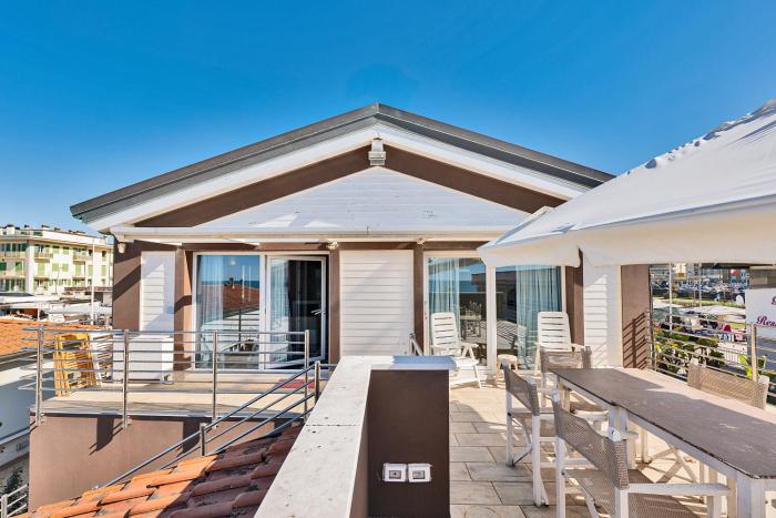 Golden Luxe - Chalet in the Beach Luxury