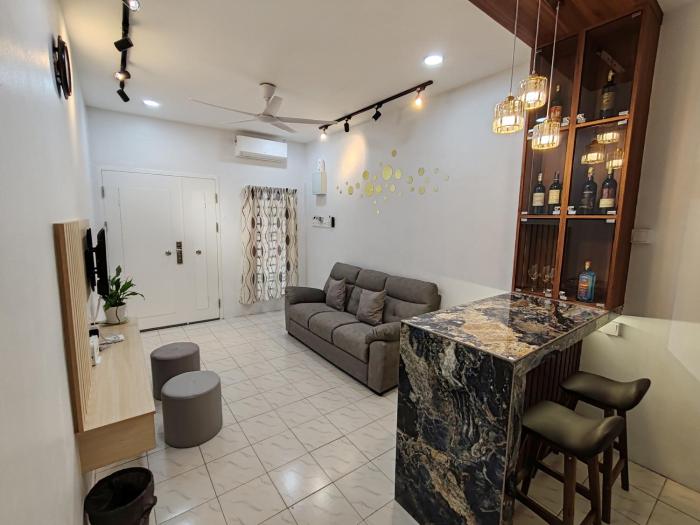 Loveu homestay 126 S2