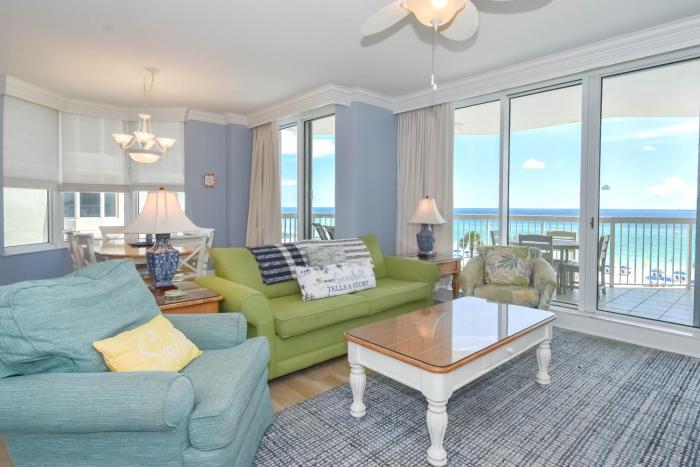 Silver Beach Towers W401
