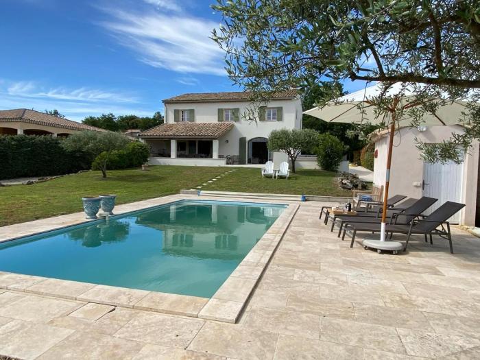 Maison Roquebeauresse - Piscine privée