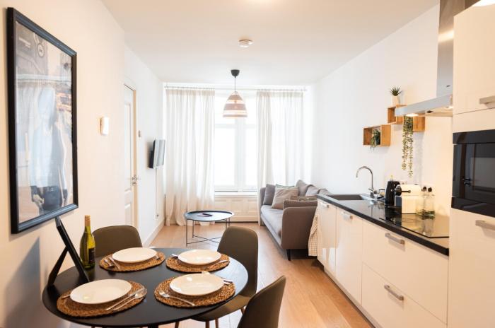 Canal View Apartment