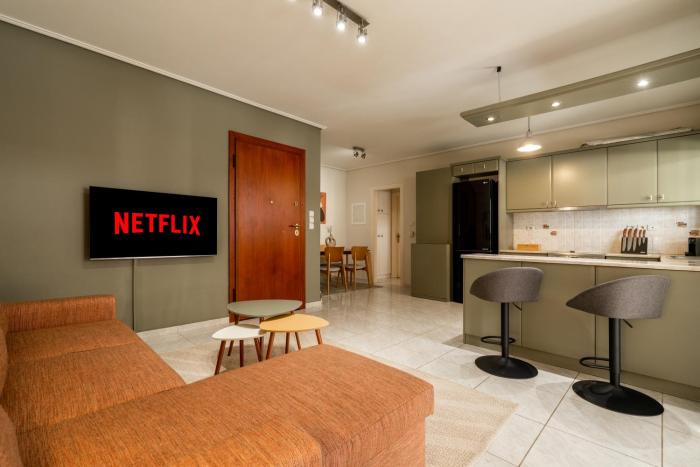 Elegant Suite - Neo Psychiko