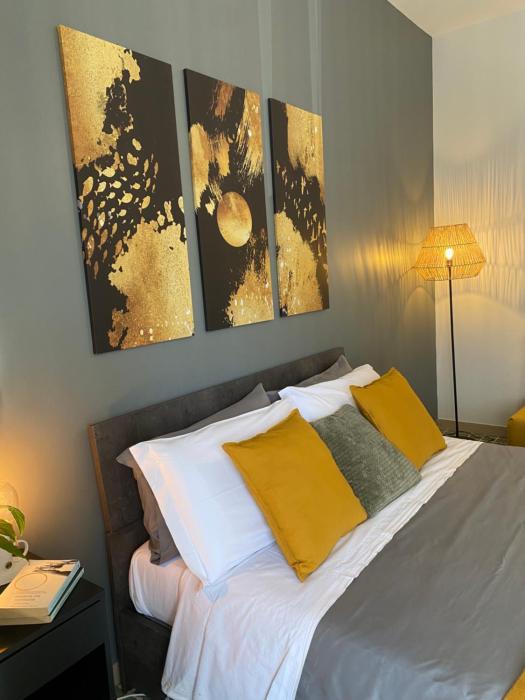 Bright apartment near San Pietro