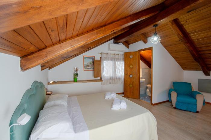 Maison Antica - One Step Away From the Sea