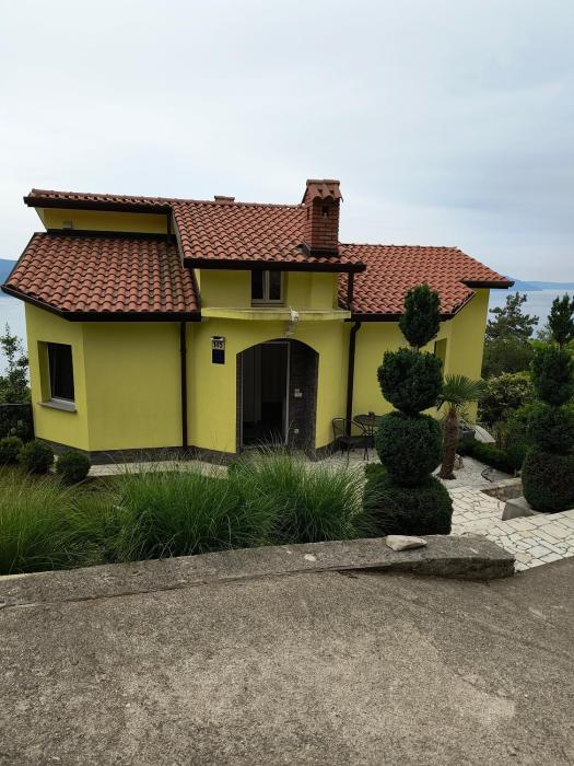 Apartments with a parking space Plomin, Labin - 23374