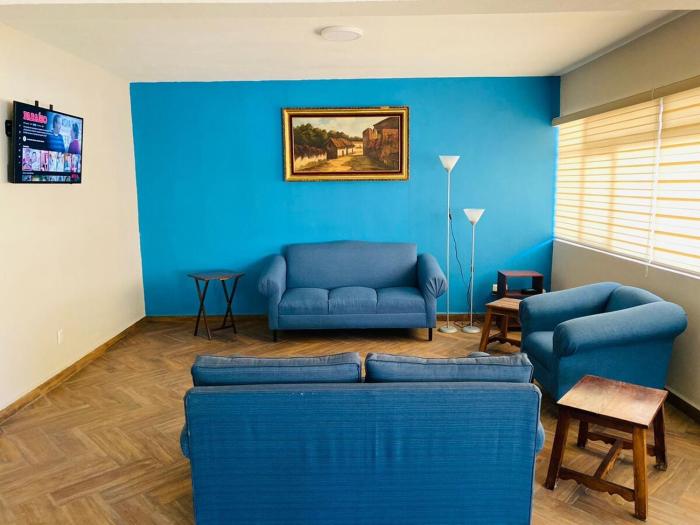 Amplio departartamento con estacionamento