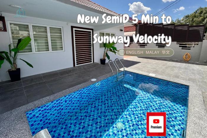 Private Pool SemiD 5 Min Walk SunwayVelocity Max 21 Pax