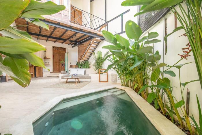 Elegant 1-BR Villa with Pool, 800m to Echo Beach