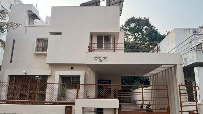 Manjul bungalow
