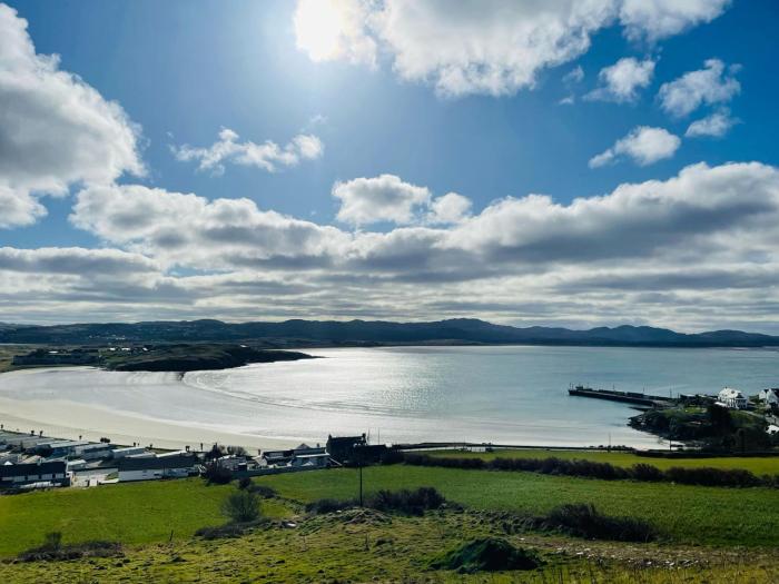 Teach Máire, Downings