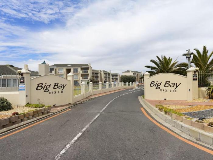 Big Bay Beach Club 22 Bloubergstrand