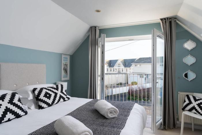 Family Home in Newquay Parking 3 mins to Beach