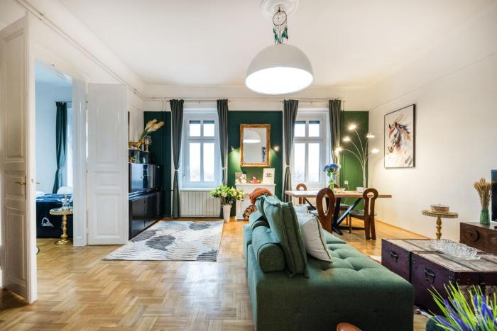 W Home - Danube River View - Gellert Hill Panorama - Sleeps 6