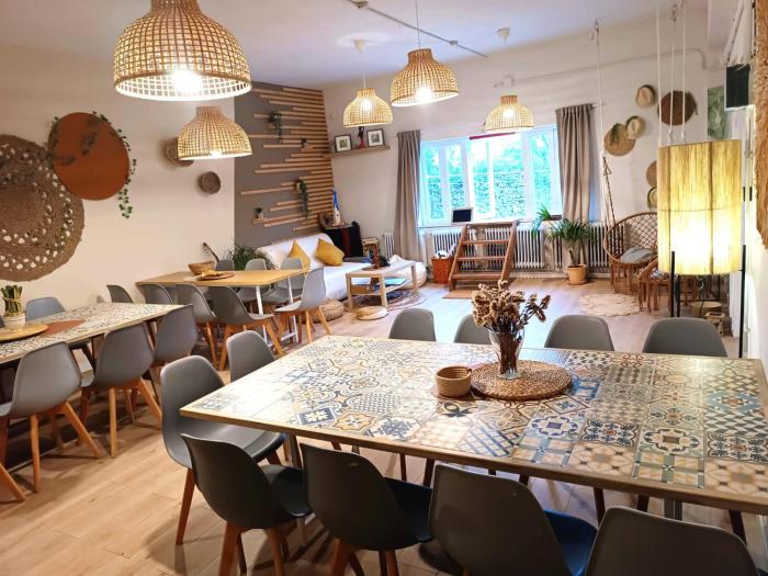 Nómada Hostel - Surf & pilgrim House