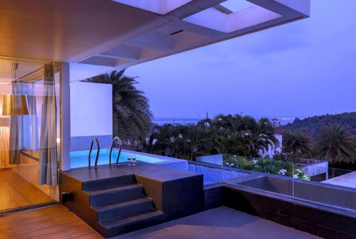 Casa Palmera by StayJadeInfinity PoolLuxe Villa